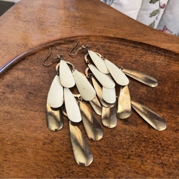 Vintage Pierced Earrings - Picture 1 of 2